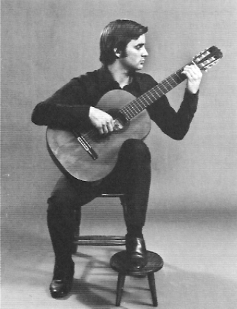 Aprende los acordes de guitarra de las canciones de Moraito Chico |  2guitarras